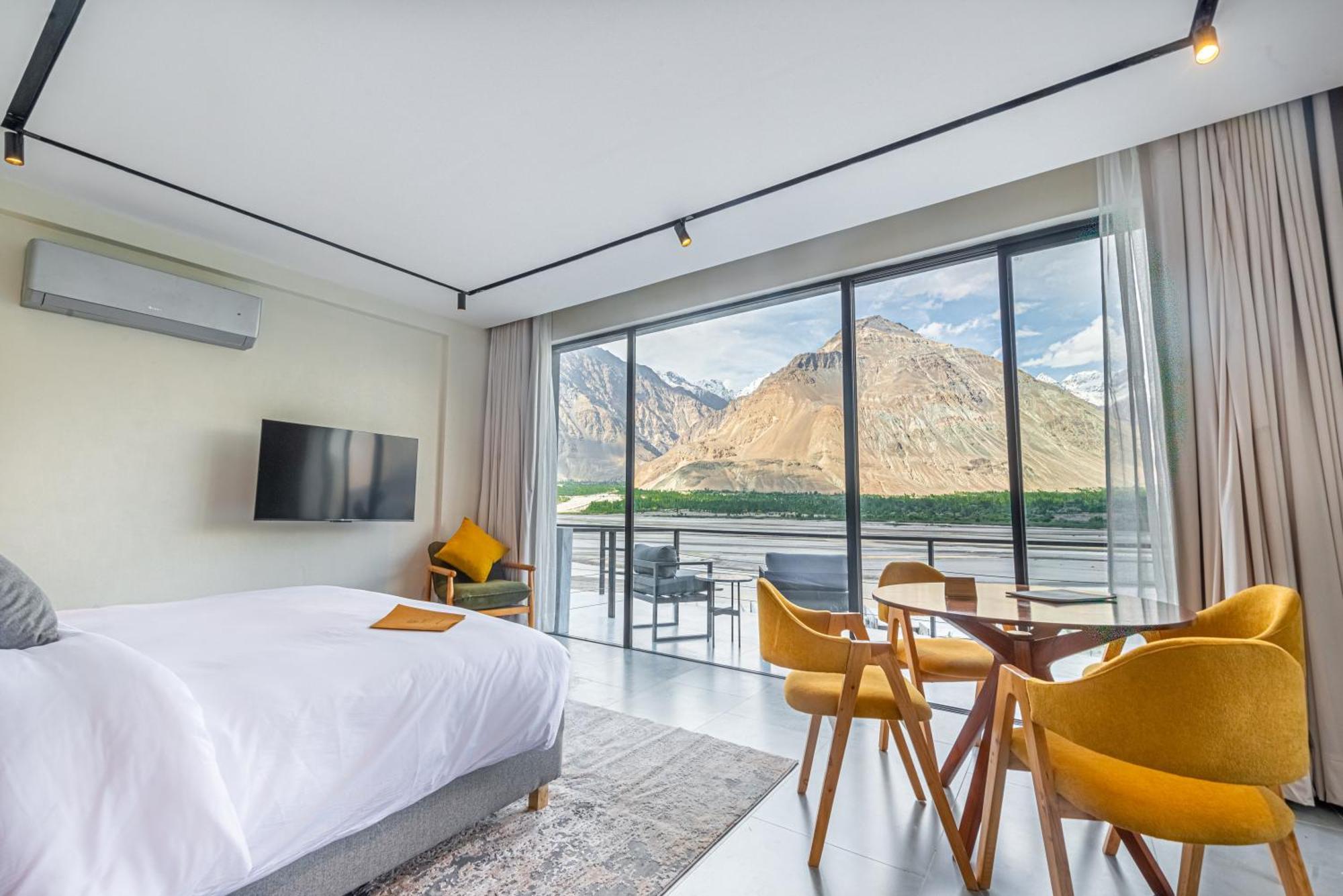 מלון Himmel Skardu By Luxus מראה חיצוני תמונה