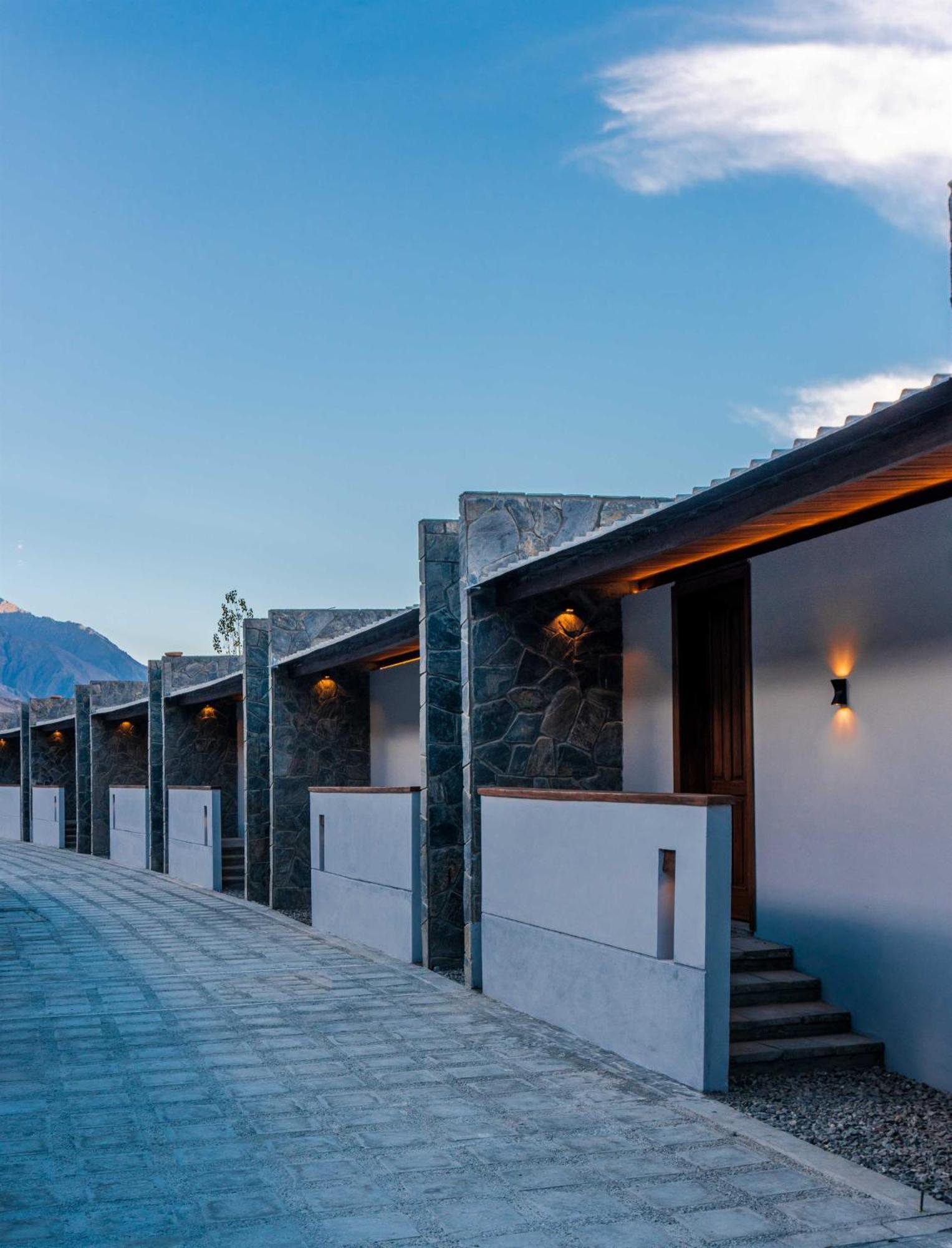 מלון Himmel Skardu By Luxus מראה חיצוני תמונה